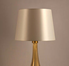 Load image into Gallery viewer, FARO Murano Glass Table Lamp