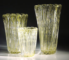 Load image into Gallery viewer, AURATI Murano Glass Vase